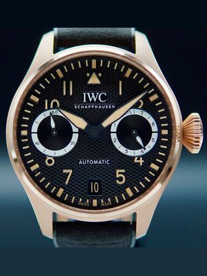 IWC IW501201 Big Pilot Mercedes AMG G63 Rose Gold Black Dial